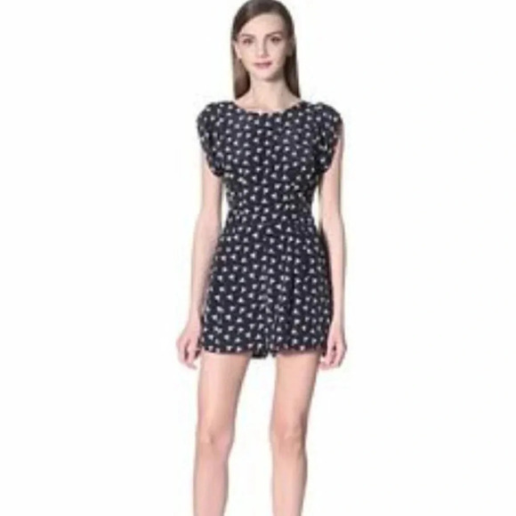 Aijek Bird Print Open Back Romper - Picture 1 of 11